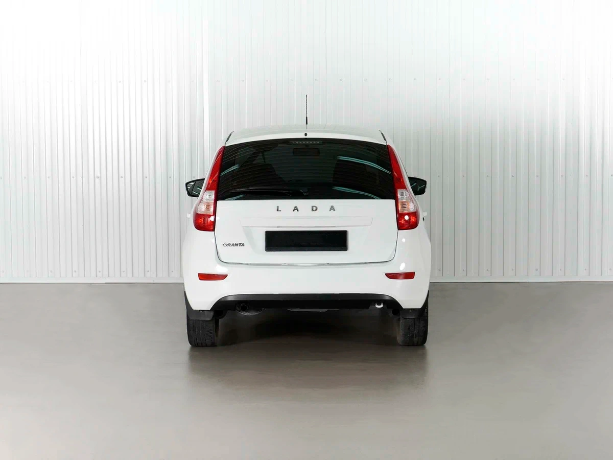 Lada Granta Хэтчбек в Волгоград - фото №4