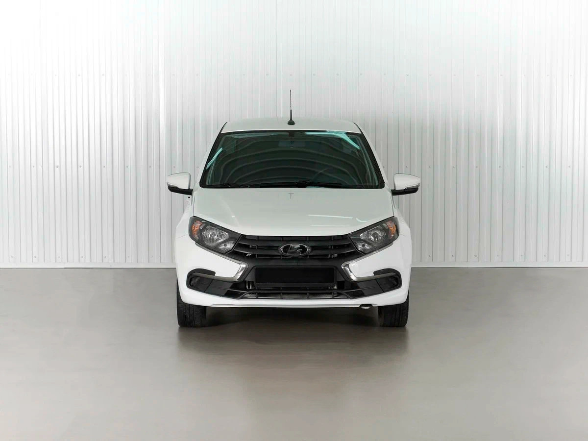 Lada Granta Хэтчбек в Волгоград - фото №3